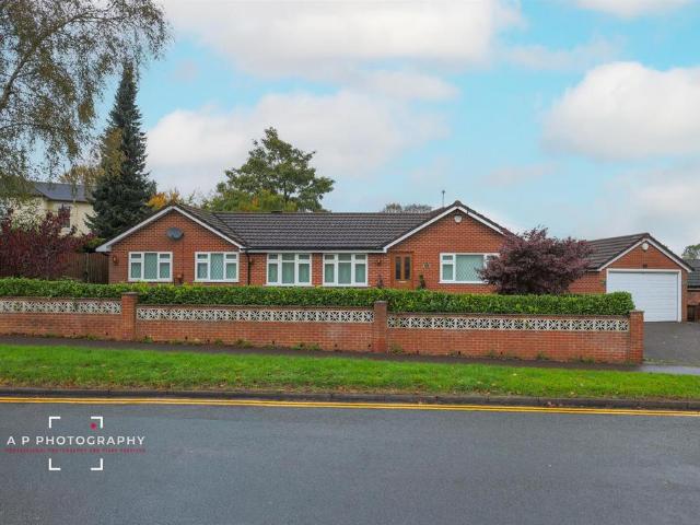 Bungalow for sale in Fulford, Stafford