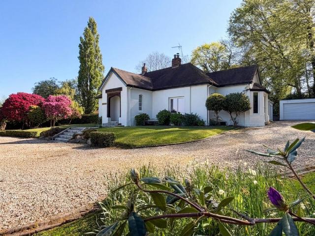 Bungalow for sale in Hythe and Dibden, Ashurst Bridge