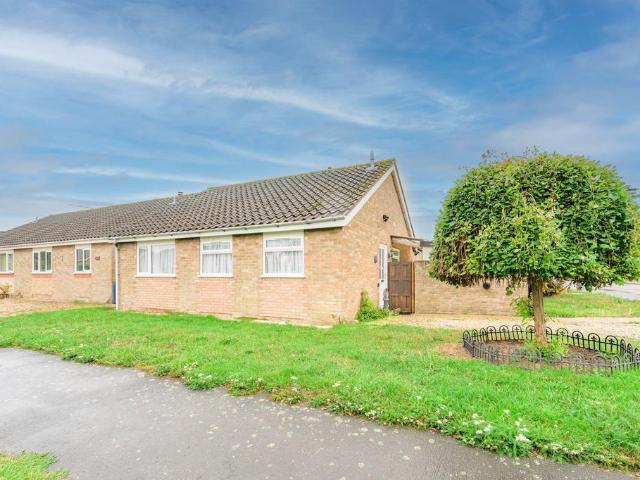 Bungalow for sale in Dickleburgh, South Norfolk