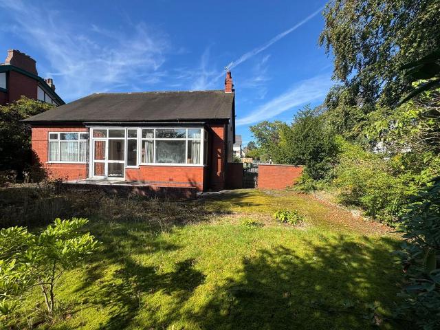Bungalow for sale in Dingle Hollow, Stockport