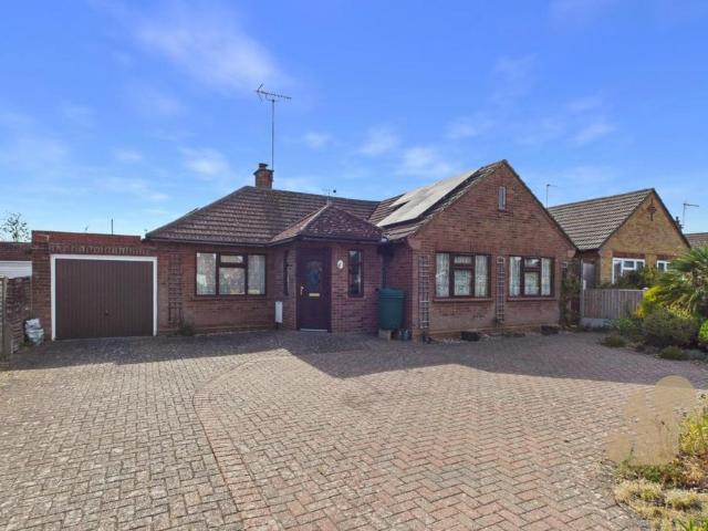 Bungalow for sale in Fordham Heath, Essex