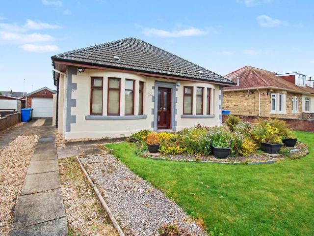 Bungalow for sale in Crookston, Glasgow