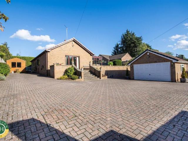 Bungalow for sale in Burghwallis, Doncaster