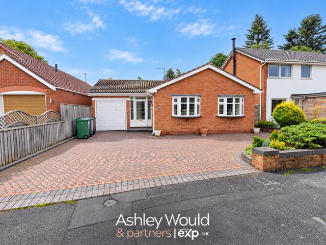 Bungalow for sale in Stourbridge, Dudley