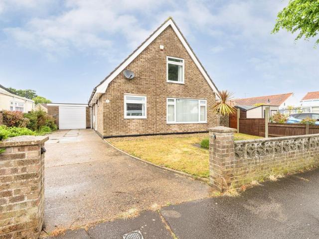 Bungalow for sale in Eastbridge, Suffolk