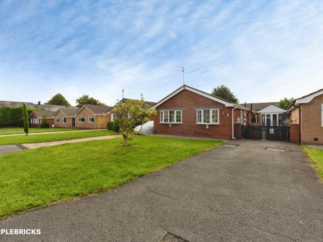 Bungalow for sale in Handforth