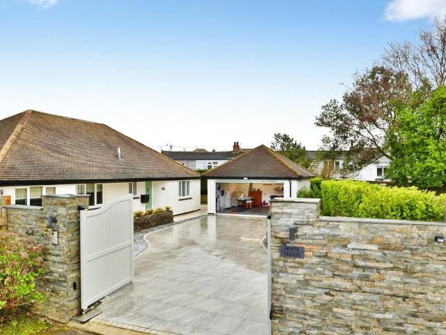 Bungalow for sale in Cornwall