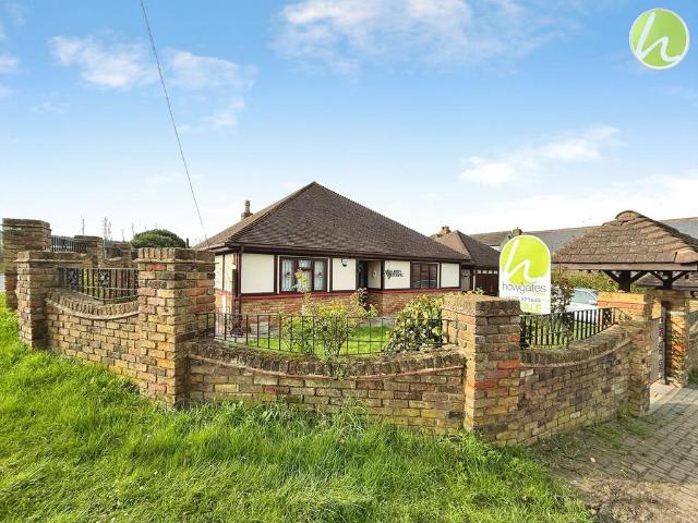 Bungalow for sale in Bowers Gifford and North Benfleet, Bowers Gifford