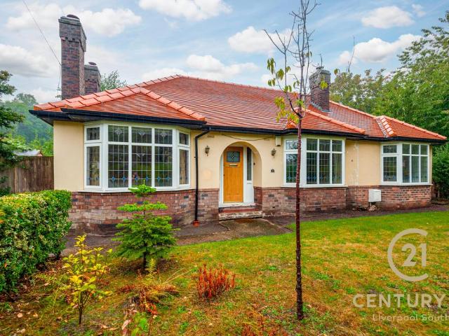 Bungalow for sale in Hale