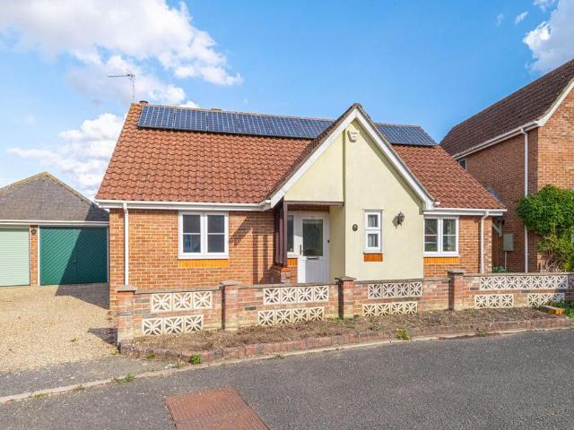 Bungalow for sale in Stradbroke, Mid Suffolk