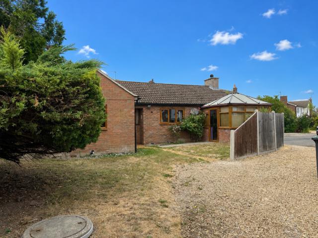 Bungalow for sale in Barway, Cambridgeshire