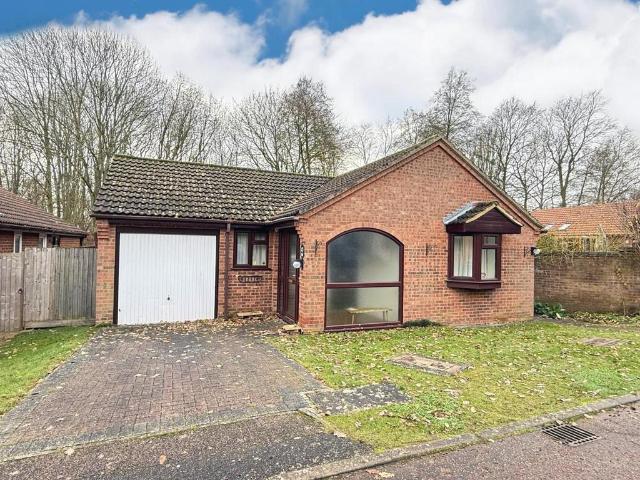 Bungalow for sale in East Hunsbury, Northamptonshire