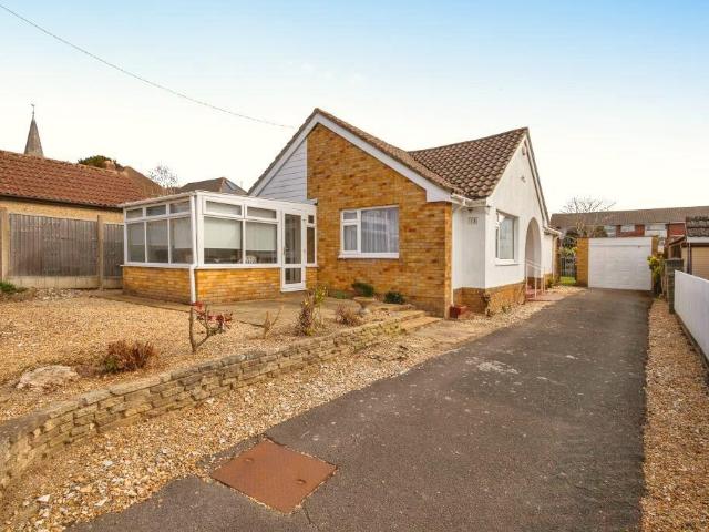 Bungalow for sale in Farlington, City Of Portsmouth