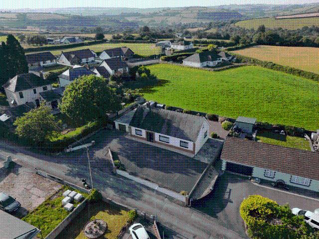 Bungalow for sale in Llanllawddog, Llanpumsaint