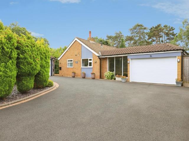Bungalow for sale in Blakebrook, Rushock
