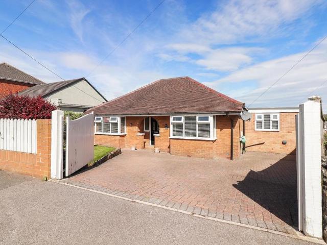 Bungalow for sale in Stubbin, South Yorkshire