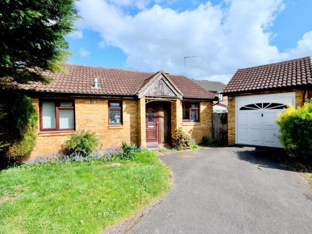 Bungalow for sale in Huntingdon, Cambridgeshire