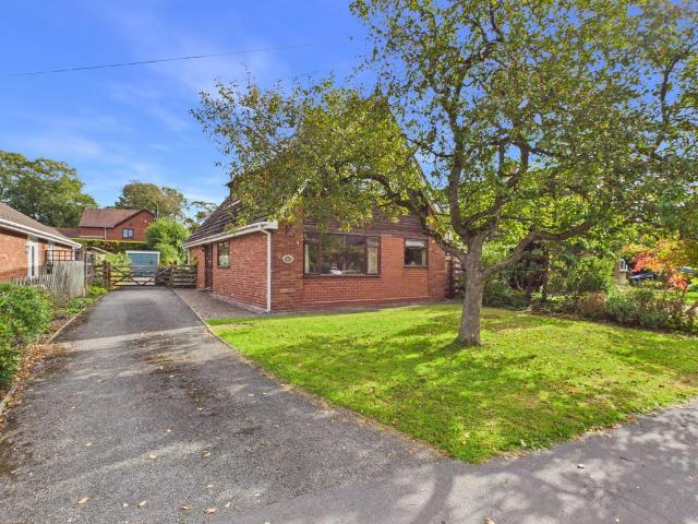 Bungalow for sale in Upton-by-Chester, Two Mills