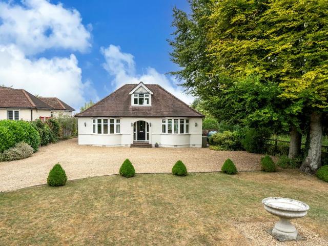 Bungalow for sale in Drayton Beauchamp