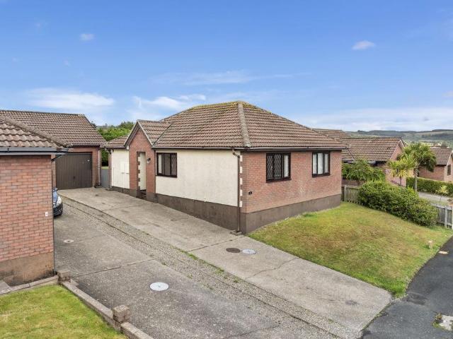 Bungalow for sale
