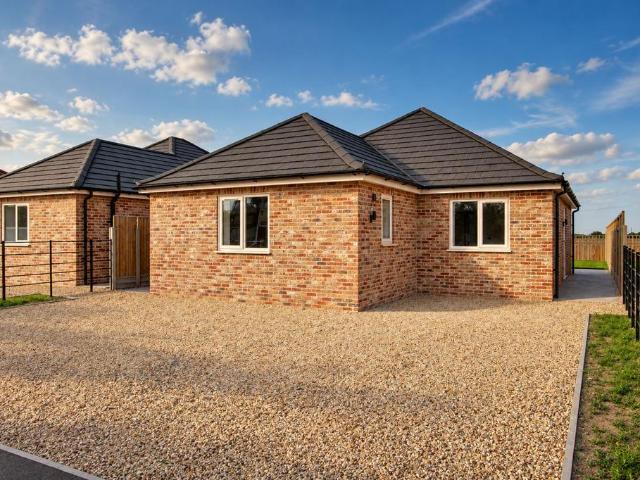 Bungalow for sale in Emneth, King's Lynn and West Norfolk
