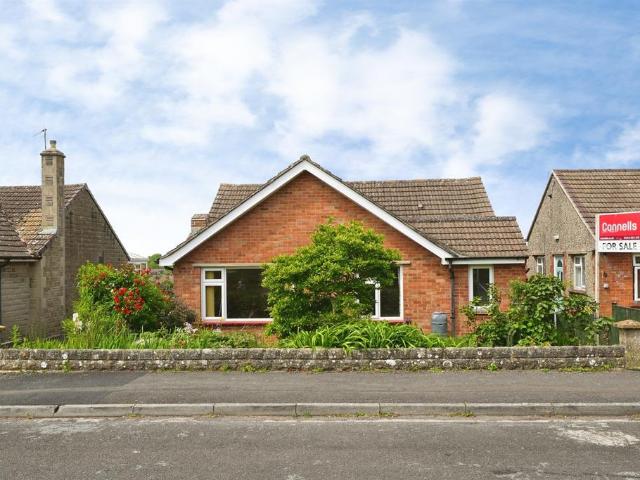 Bungalow for sale in Chippenham, Wiltshire