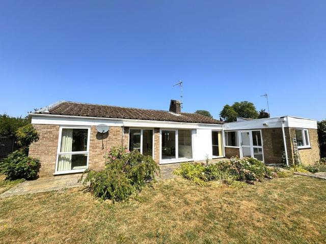 Bungalow for sale in Middleton, Brookville