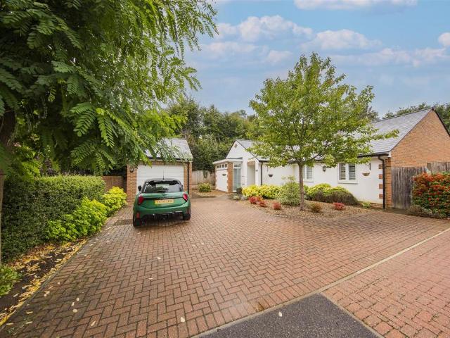 Bungalow for sale in Bourne Vale, Kent