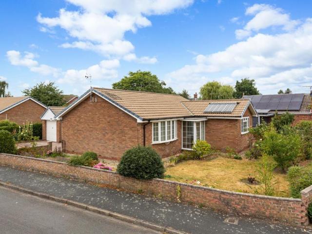 Bungalow for sale in North Duffield, North Yorkshire
