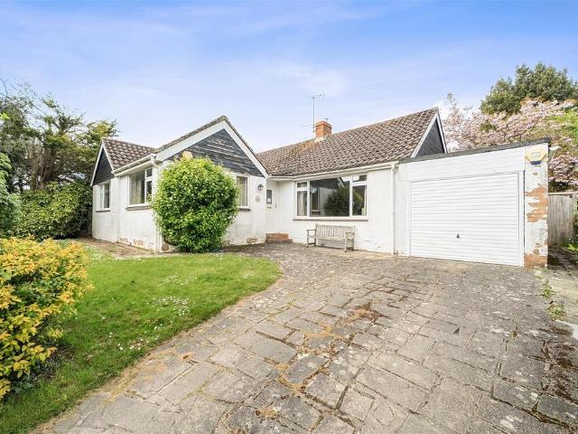 Bungalow for sale in Poling Corner, Clapham