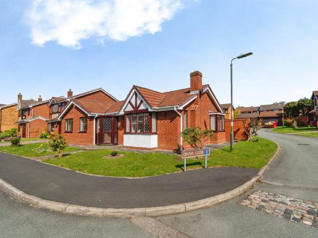 Bungalow for sale in Holly Bank, Brownhills