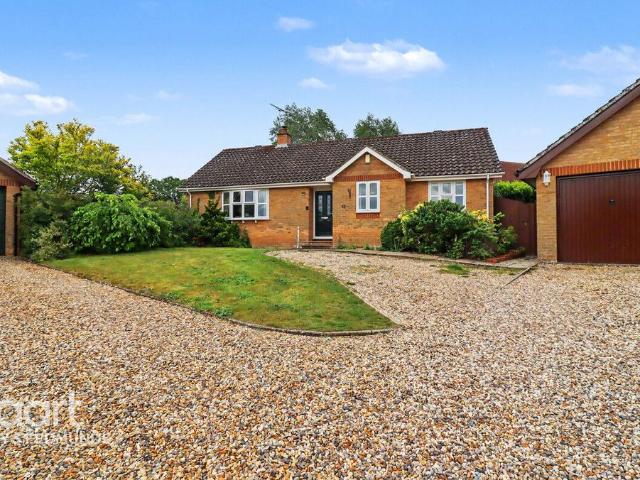 Bungalow for sale in Bedingfield, Suffolk