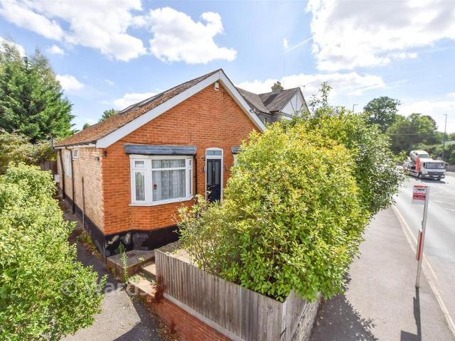 Bungalow for sale in Midway, Kent