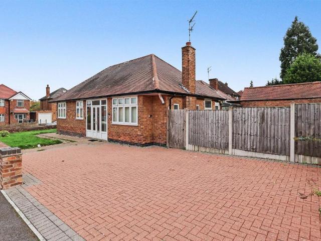 Bungalow for sale in Arnold, Gedling