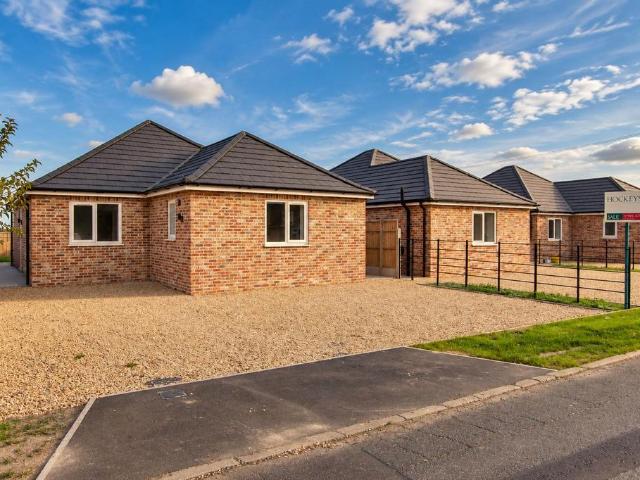 Bungalow for sale in Emneth, King's Lynn and West Norfolk
