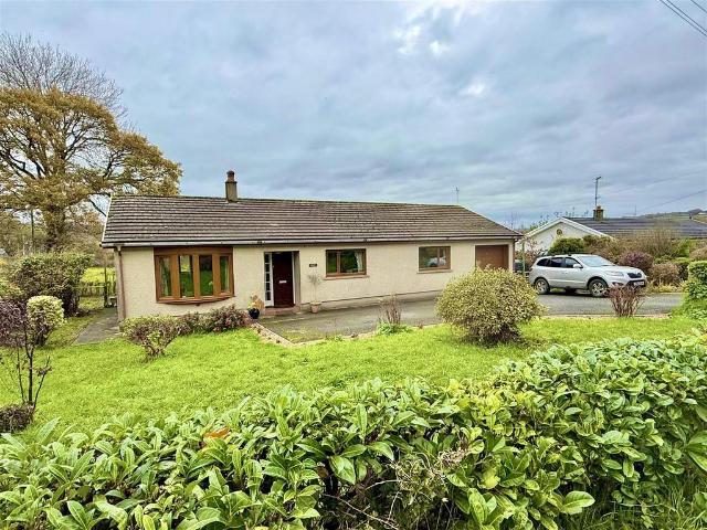Bungalow for sale in Cwmann, Wales