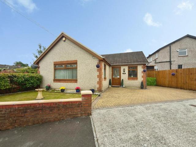Bungalow for sale in Nangreaves, Wales