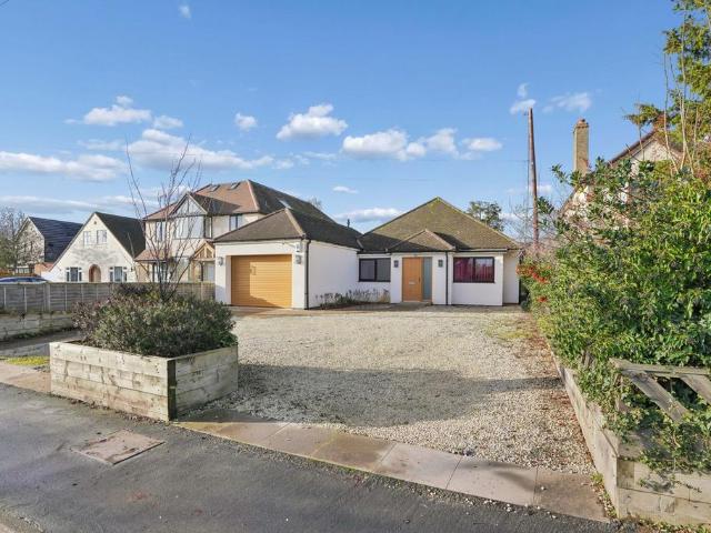 Bungalow for sale in Dromore, Oxfordshire