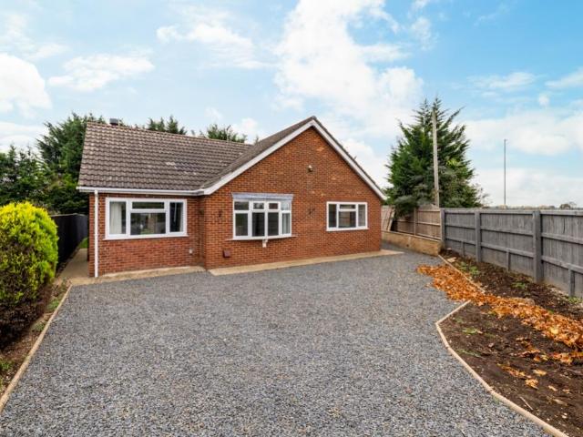 Bungalow for sale in Fosdyke, Boston