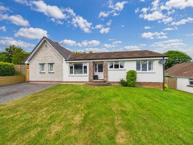 Bungalow for sale in Brandis Corner, Devon
