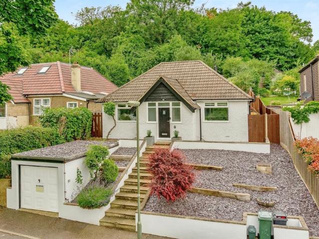 Bungalow for sale in Hooley, Red Hill