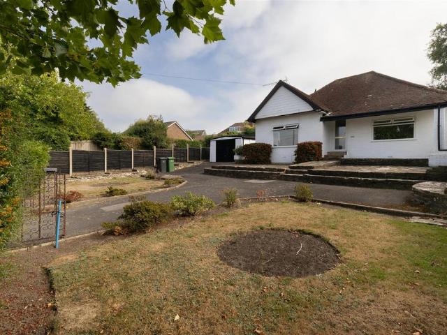 Bungalow for sale in Ore, Guestling Green