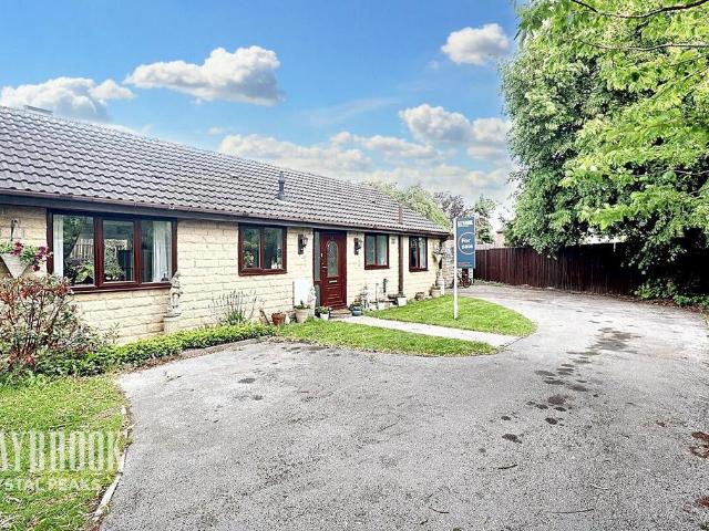 Bungalow for sale in Aston cum Aughton, Aughton