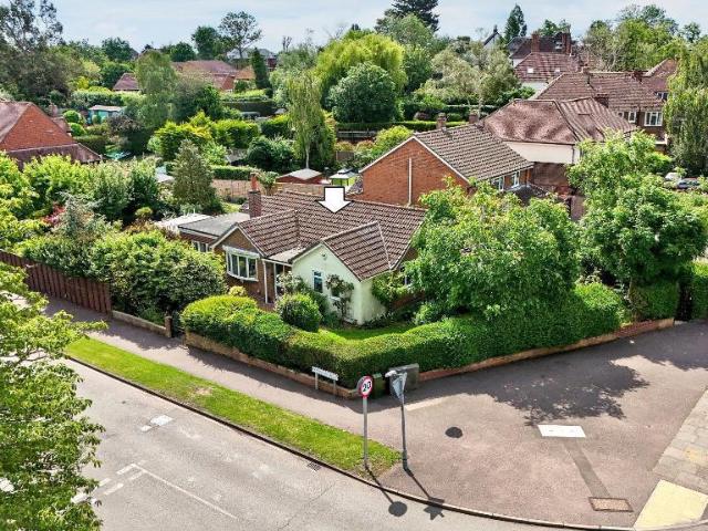 Bungalow for sale in Bedford