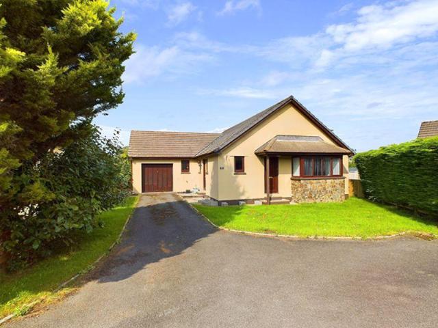 Bungalow for sale in Llangain, Wales