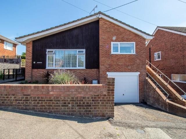 Bungalow for sale in Pebsham, Heathlands
