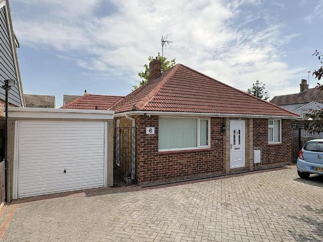 Bungalow for sale