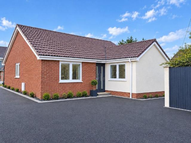 Bungalow for sale in New Costessey, South Norfolk
