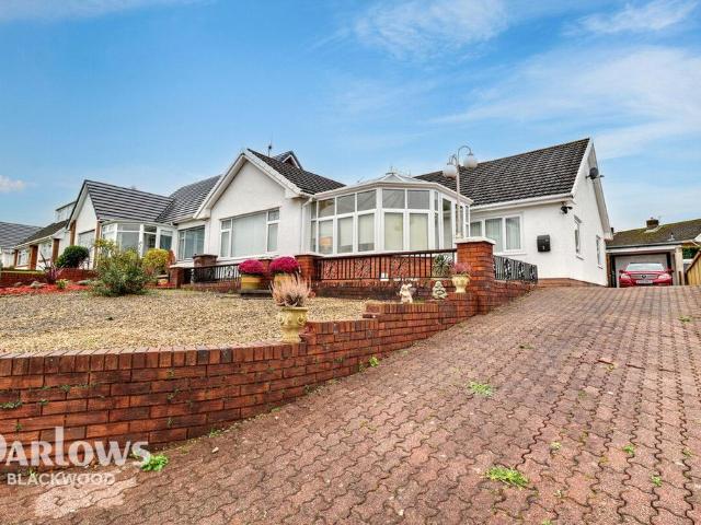 Bungalow for sale in Springfield, Pontllanfraith