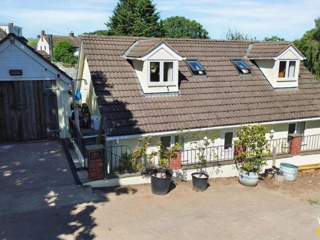 Bungalow for sale in Hungerford, Chapel Cleeve